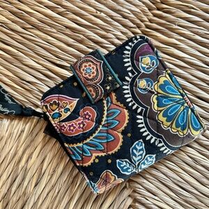 Vera Bradley Kensington wallet 🤎
